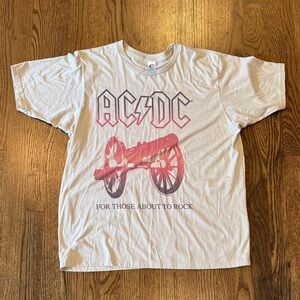 AC/DC Short Sleeve Tee - Gray with Red Cannon Graphic